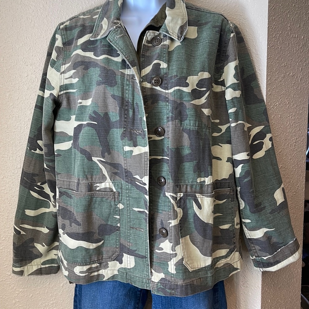Mustard Seed - Green Camo Jacket- Size Medium